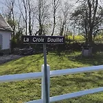Дом отдыха La Croix Douillet
