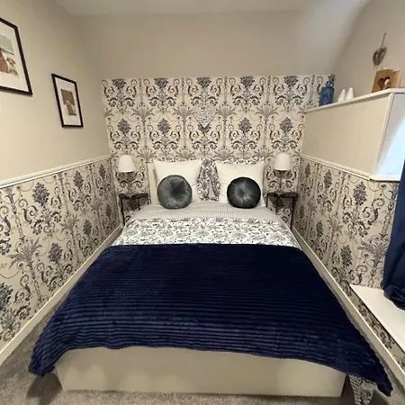 La Croix Douillet * Gavray-sur-Sienne