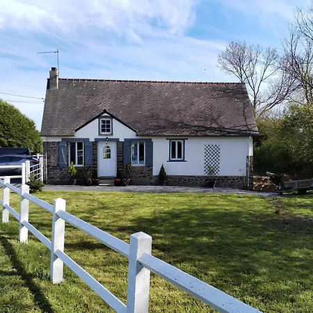 بيت للعطل La Croix Douillet Gavray-sur-Sienne